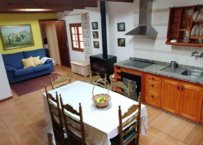 Floral Garden House בית נופש *