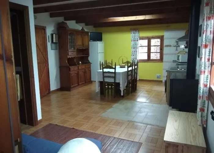 Floral Garden House בית נופש *